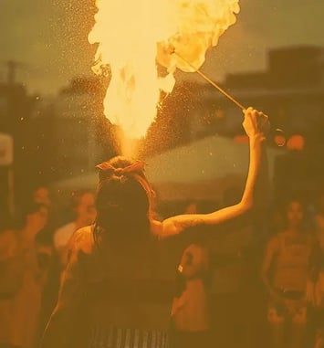 Spectacle de clowns, burlesque et magie