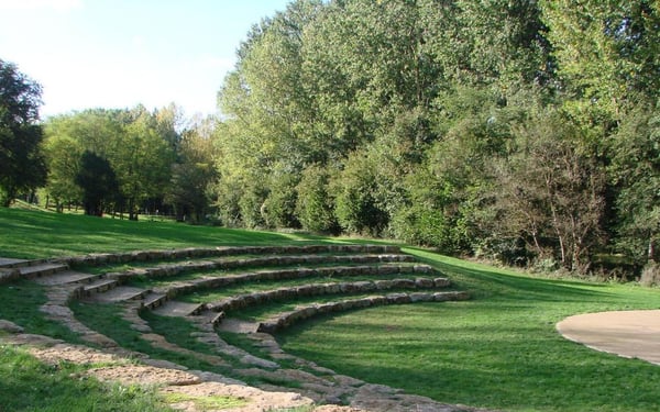 Théâtre De Verdure Vouneuil sous Biard
