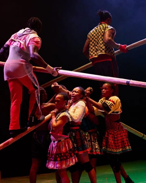 Yongoyély Circus Baobab