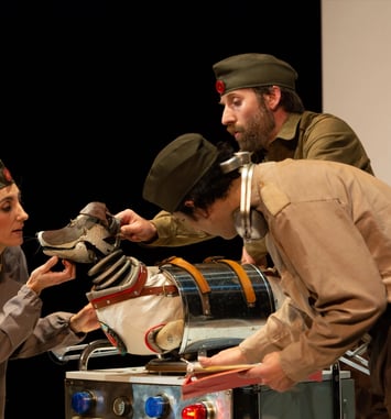 Laika (Xirriquiteula teatre)