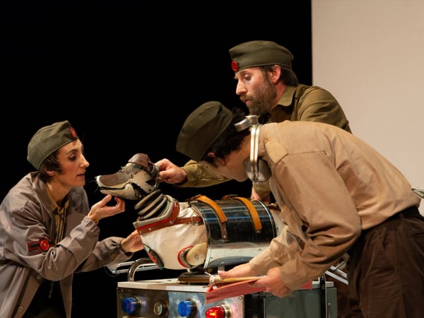 Laika (Xirriquiteula teatre)