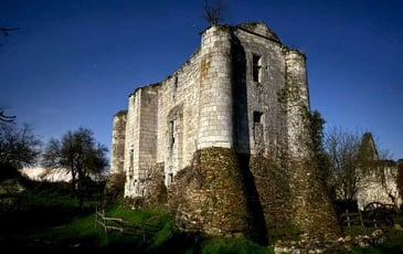Bienvenue à la maison forte de Montfaucon