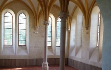 Visites guidées des vestiges de l'abbaye et du réfectoire des moines restauré