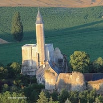 Quel est l'âge de la tour ?