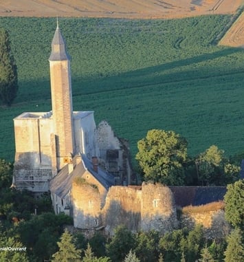 Quel est l'âge de la tour ?