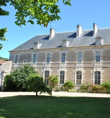 Visite guidée de l'abbaye de Nouaillé