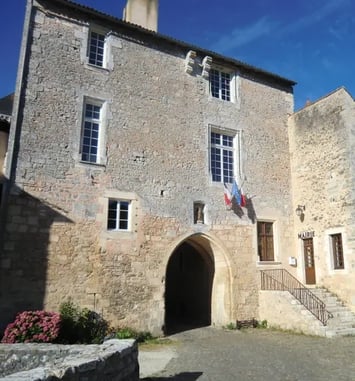 Ouverture du logis abbatial et de la crypte/sacristie
