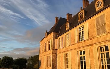 Visite guidée des extérieurs et des salons du Château