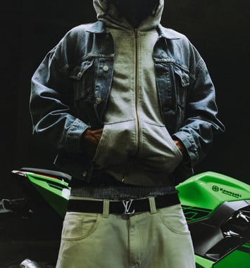 Yvnnis + première partie