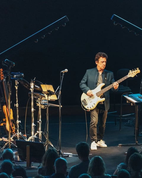Eric Serra Live